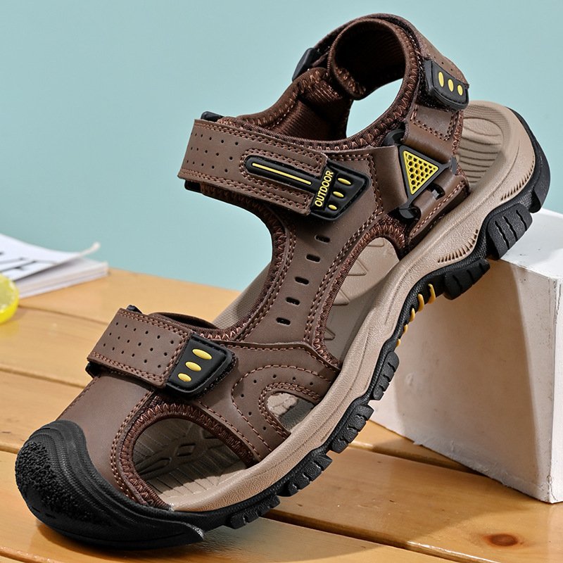 Men's Outdoor Sandals - Adjustable Straps